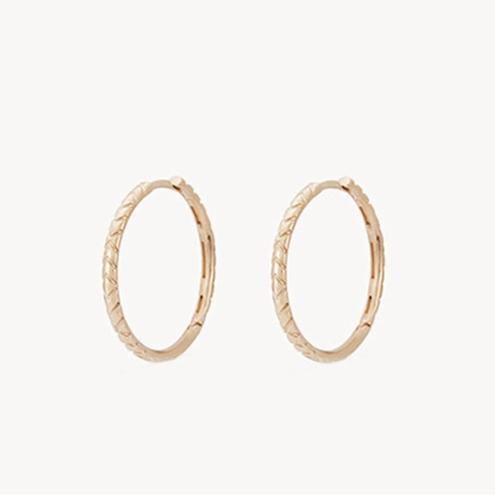 bluboho | small revival Hoop Earring one only